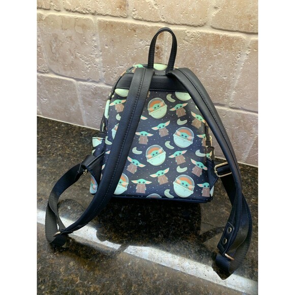 Loungefly Disney Parks Star Wars The Mandalorian Grogu Yoda Backpack Like New - Picture 9 of 12